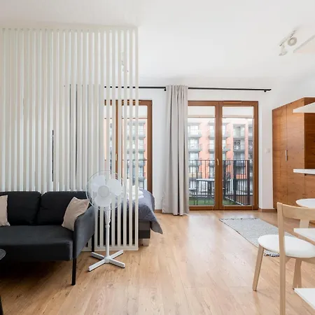 Cracow Novum #58 By Bookinghost