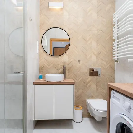 Cracow Novum #58 By Bookinghost Krakkó